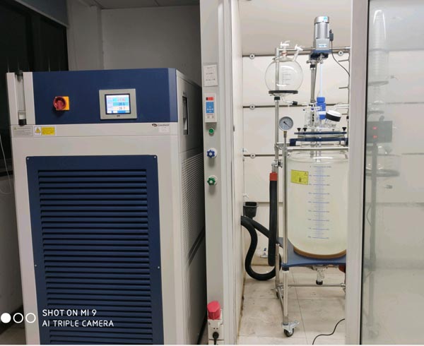 生物制藥用高低溫冷熱一體機(jī)