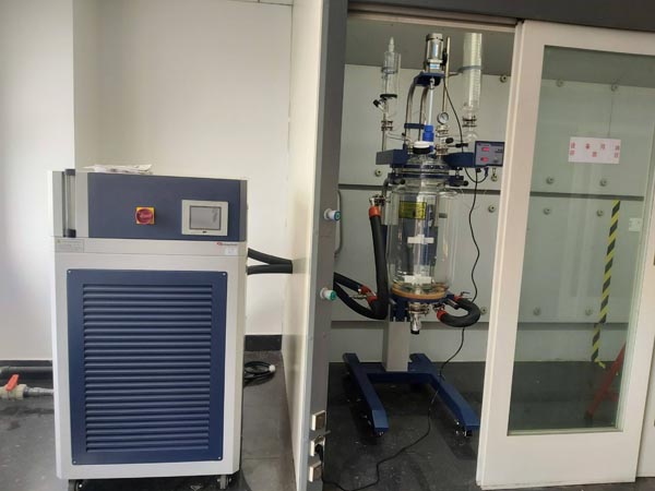 高低溫循環(huán)器導熱油怎么檢驗是否合格