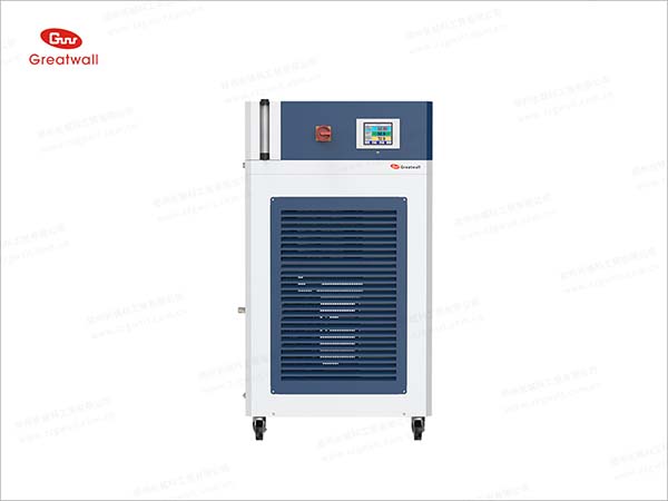 高低溫一體機全密閉單一介質(zhì)控溫