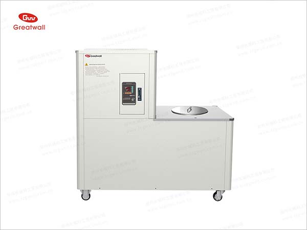 超級(jí)低溫?cái)嚢璺磻?yīng)槽（-100℃、-120℃）