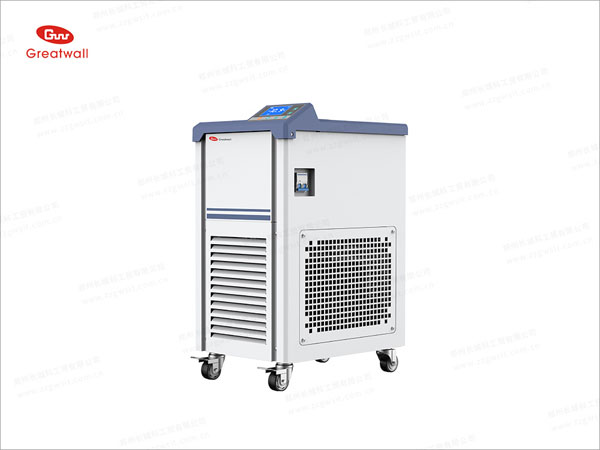 低溫冷卻液循環(huán)泵產(chǎn)品特點